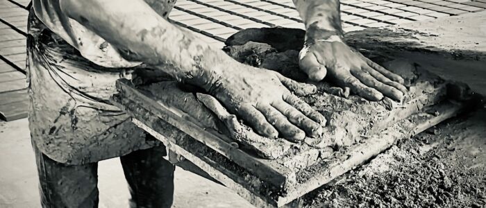 Il cotto artigianale, fatto a mano, curato uno ad uno